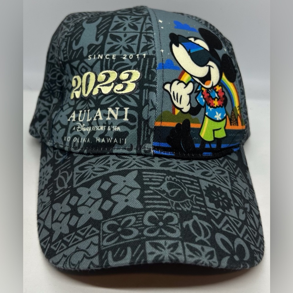 Disney Aulani 2023 Mickey Mouse Adult Baseball Cap, NWOT.